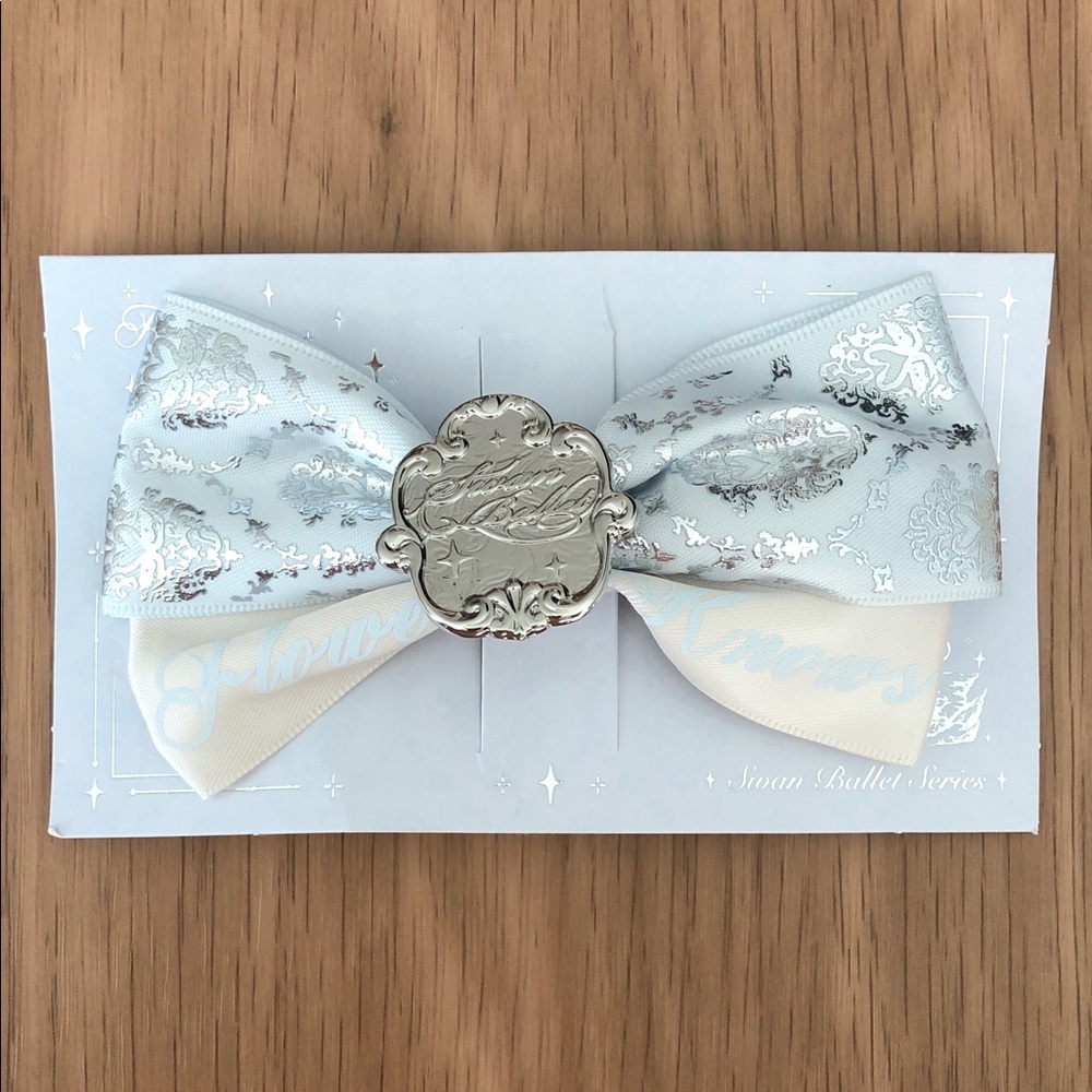 NWT Flower Knows Swan Ballet Collection Blue Hair Clip 🦢🩵🤍